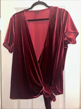 Ann Taylor Velvet Tie-Front Wrap Blouse in Deep Wine Large Festive Holiday